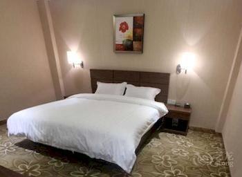 Hualian Business Hotel Shenyang Exterior photo